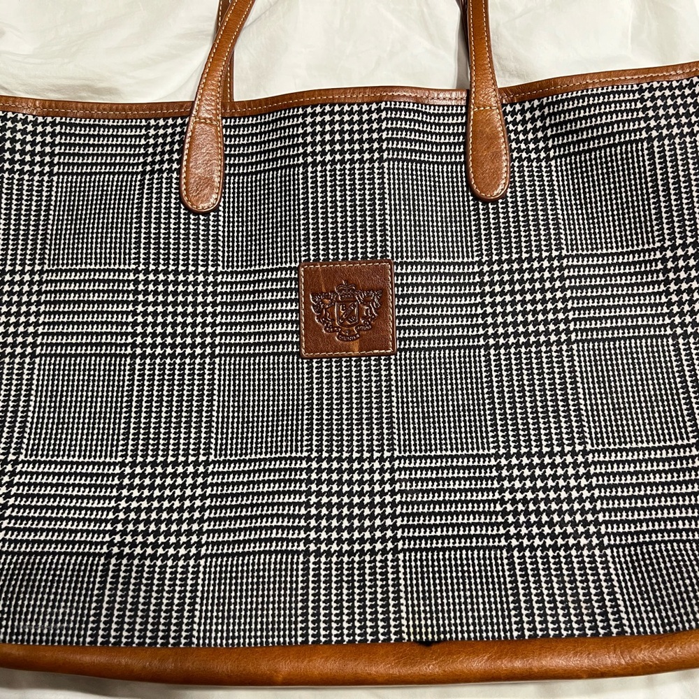 Barrington St. Anne tote in used condition, signs of regular use.